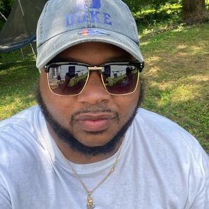 Meet your Posher, Bobby